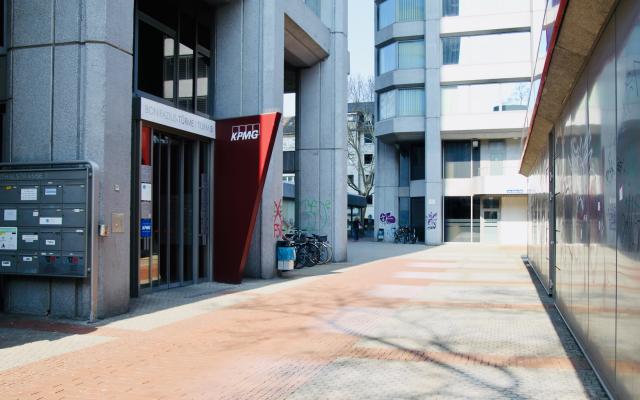 Entry Bonifazius Towers